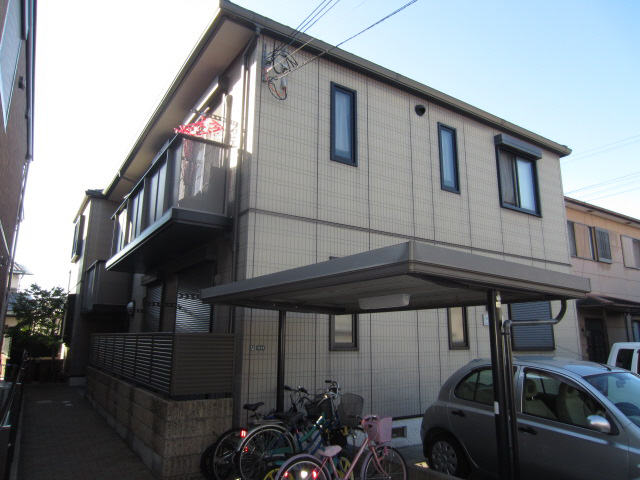 岸和田市春木大小路町のアパートの建物外観