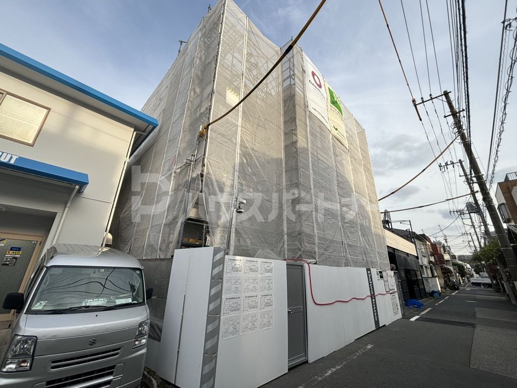 足立区千住緑町のアパートの建物外観