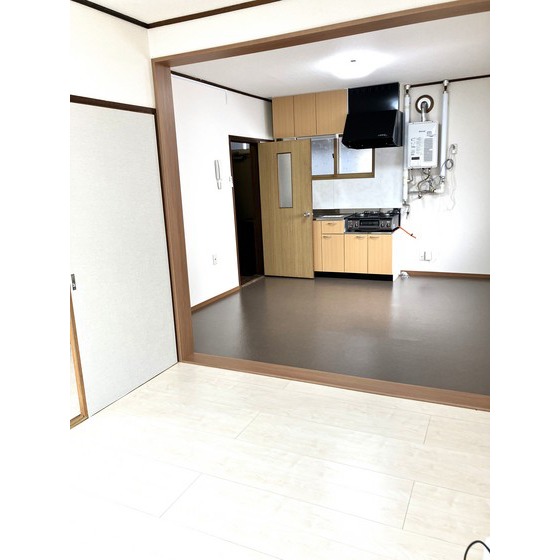 居室・リビング　居間