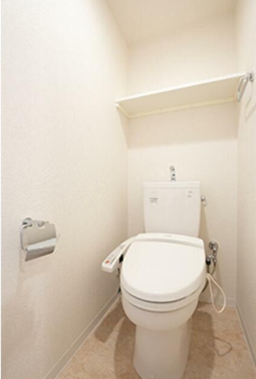 トイレ　同タイプ参考写真