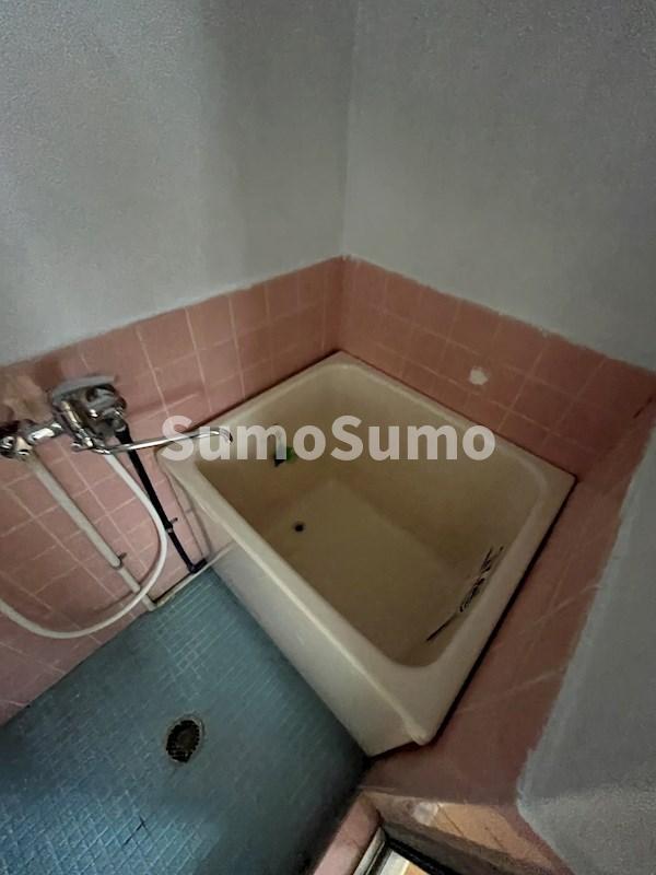 バス・シャワールーム　ゆったり過ごせるお風呂です