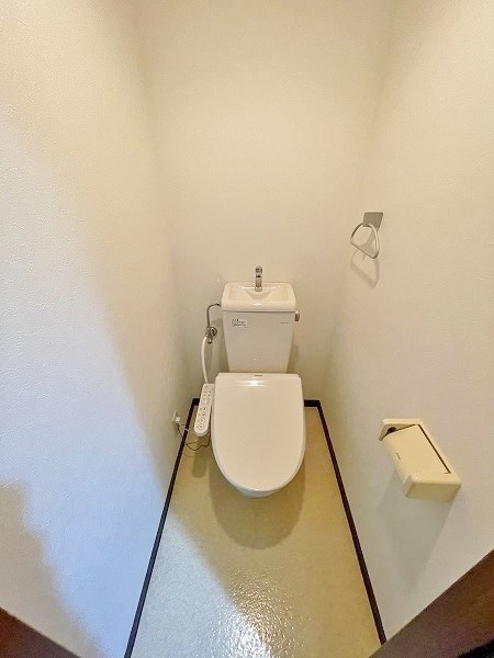 トイレ　★温水洗浄便座トイレ★