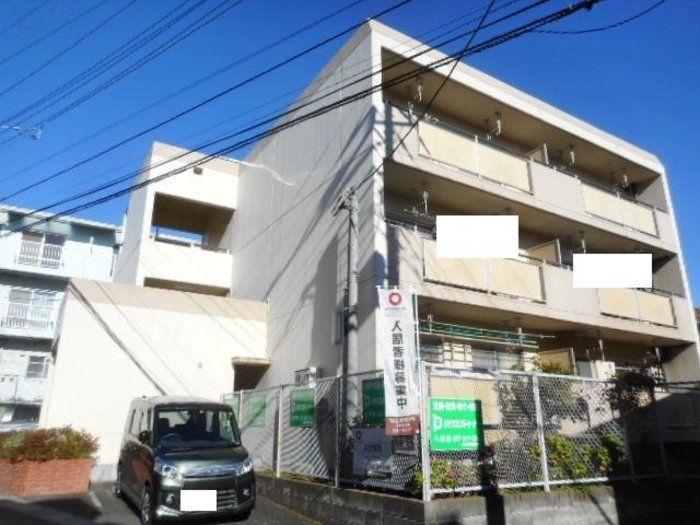 松戸市胡録台のマンションの建物外観