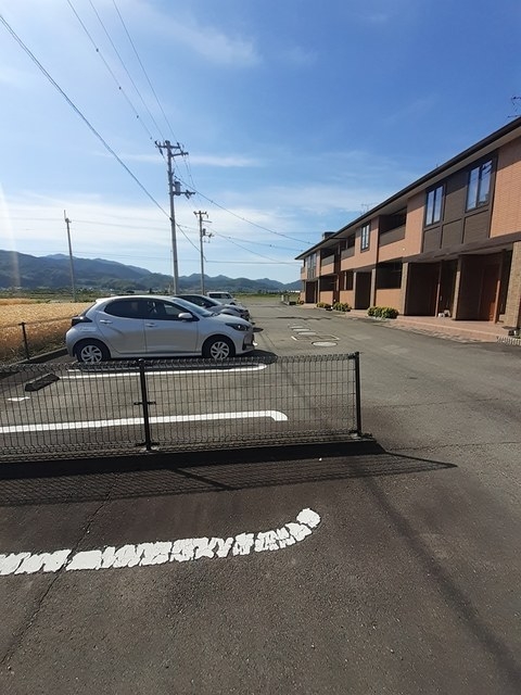 【[家電付き] プラシードカーサIIの駐車場】