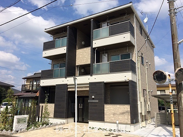 建物外観　橋本駅徒歩圏内です。