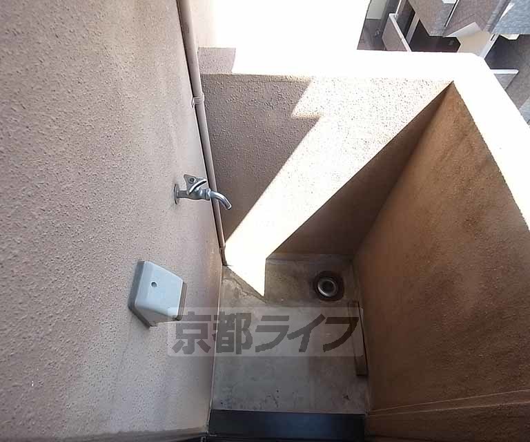 【京都市中京区猩々町のマンションのバルコニー】