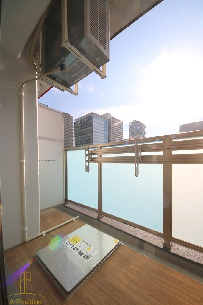 バルコニー　セレニテ難波グランデシュッド