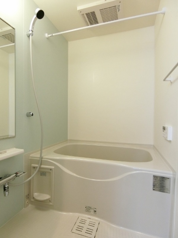 バス・シャワールーム　図面と現状に相違がある場合には現状を優先