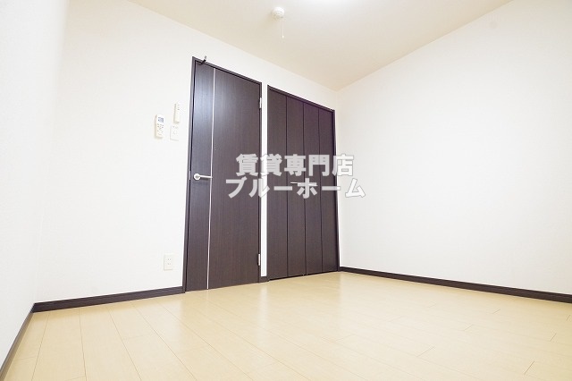 その他部屋・スペース　5帖の広い洋室です！