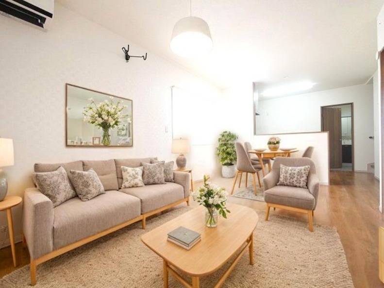 居室・リビング　CGで家具等を配置したもので家具等は含まれません