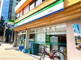 コンビニ　ファミリーマート 大須一丁目店（コンビニ）まで356m