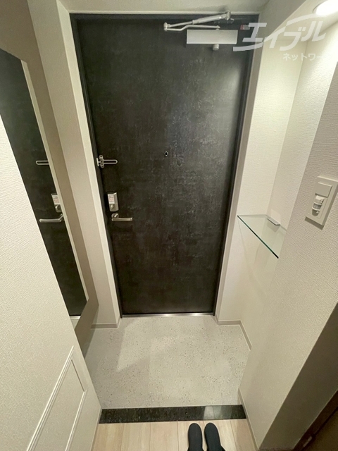 玄関　玄関になります