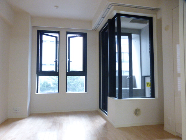 居室・リビング　内観1※別部屋参考写真