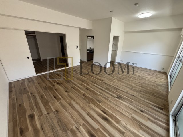 居室・リビング　テン・フォーティ　リビング