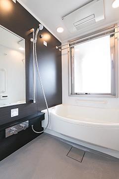 バス・シャワールーム　バス※別部屋参考写真