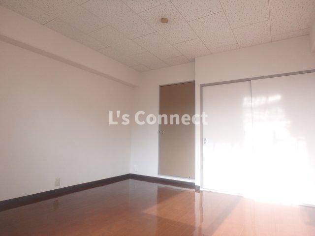 居室・リビング　７．２帖の洋室です。