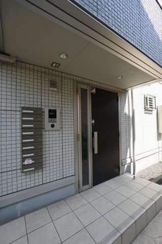 エントランス　建物の内部です