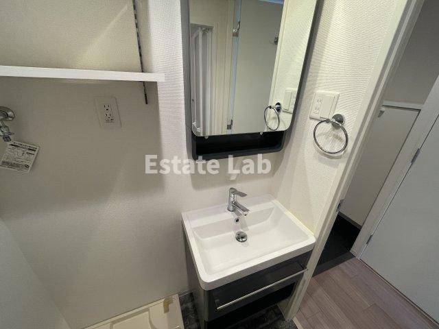 洗面設備　使いやすい洗面所です