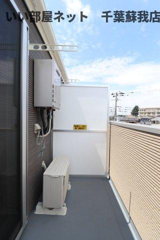 バルコニー　お洗濯にも便利なバルコニー付き