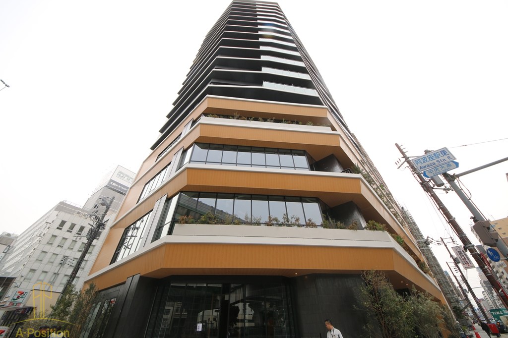 建物外観　コンフォリア・リヴ本町WEST Q