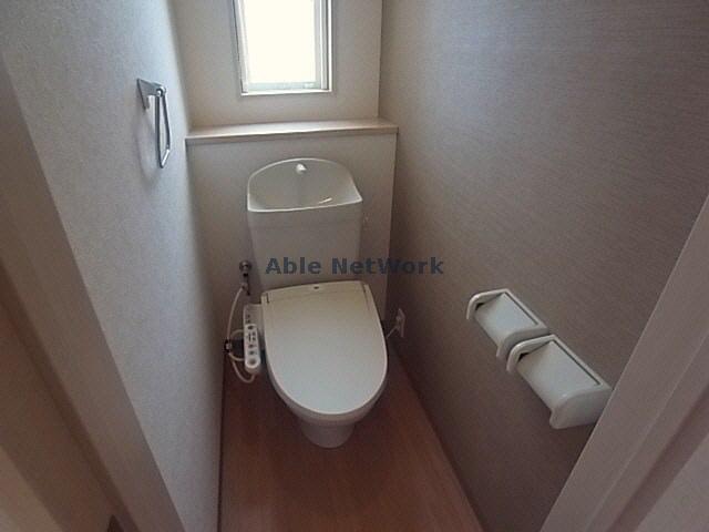 トイレ　トイレ