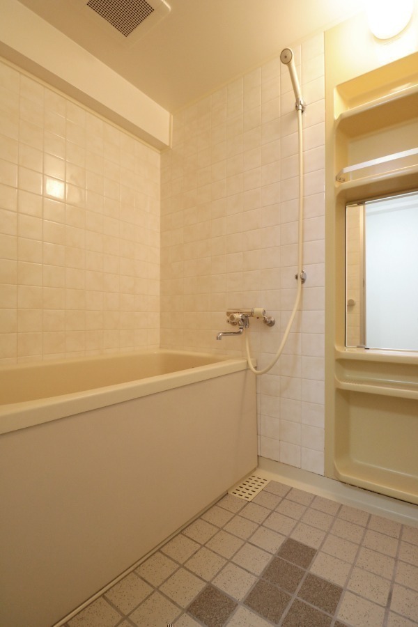 バス・シャワールーム　お風呂