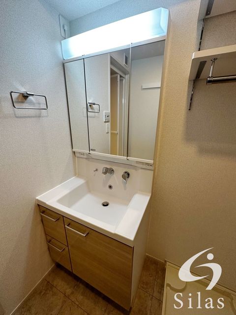 洗面設備　同仕様