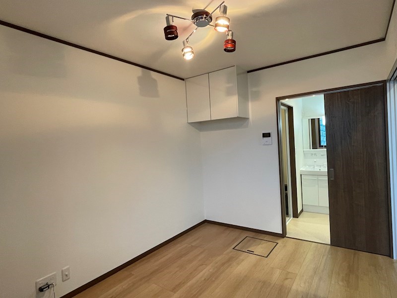 その他　洋室8.2帖