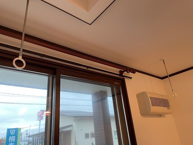 バルコニー　室内物干し完備