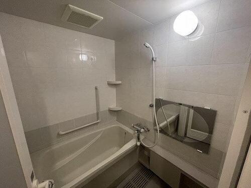 バス・シャワールーム　バス：現状回復工事後の写真（2025年6月）     （20