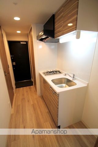 プレサンス松屋町グレースの居間写真