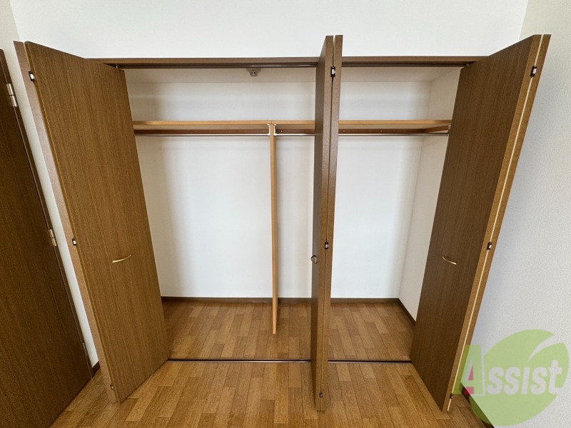 収納　洋室にはクローゼットがあるのですっきり片付きそうです。