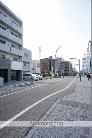 その他　前面道路（その他）まで3m