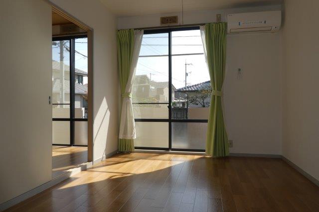 居室・リビング　洋室