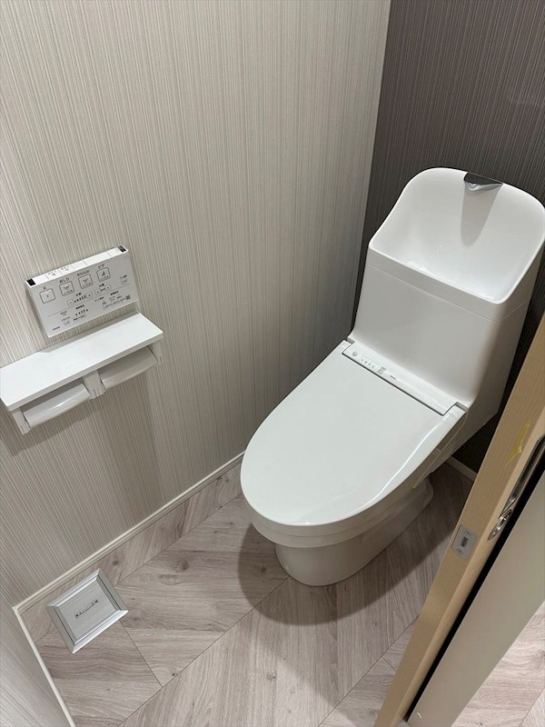 トイレ　シャワー付トイレ
