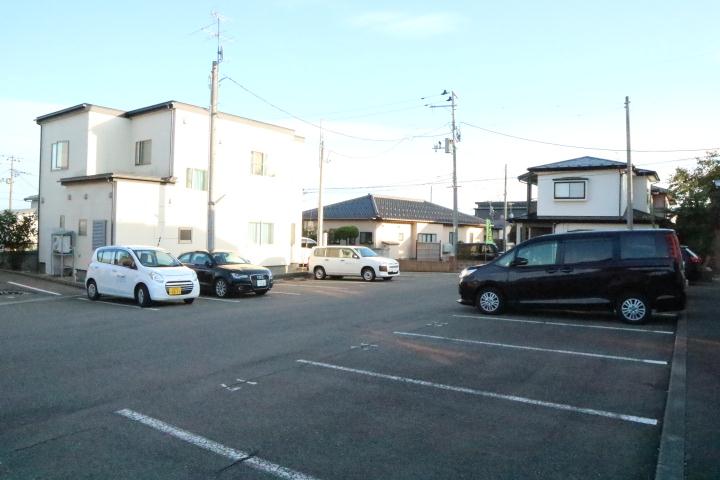 その他　駐車場（その他）まで0m