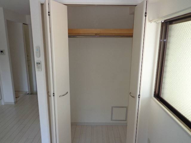 収納　クローゼット