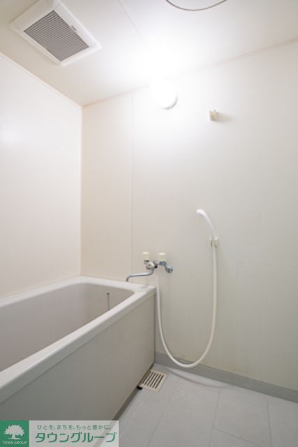 バス・シャワールーム　※写真は同タイプ住戸です。