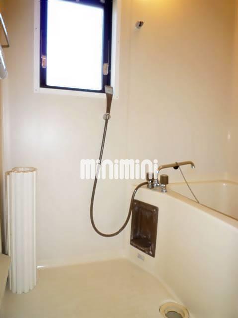 バス・シャワールーム　室内写真です。