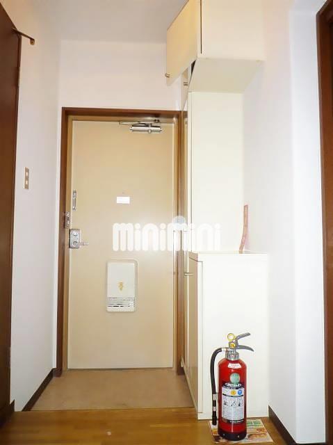 玄関　室内写真です。