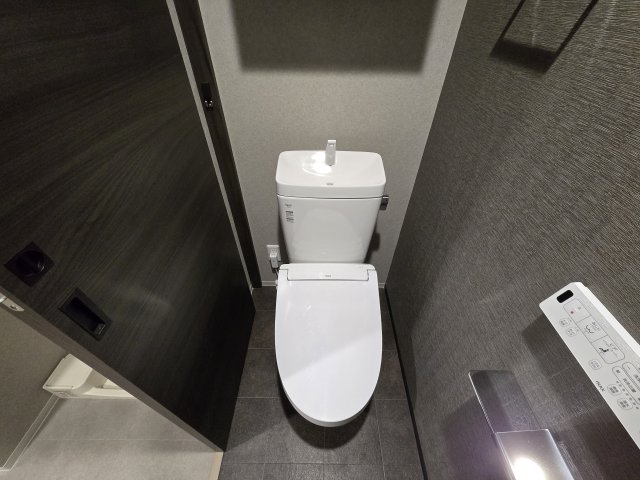 トイレ　プレサンスロジェ上前津駅前THE RESIDENCE