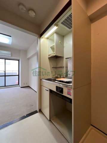 キッチン　別部屋参考写真です