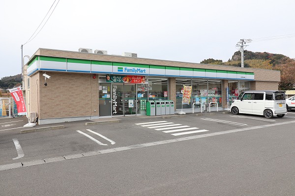コンビニ　ファミリーマート 牧之原女神店（コンビニ）まで1341m
