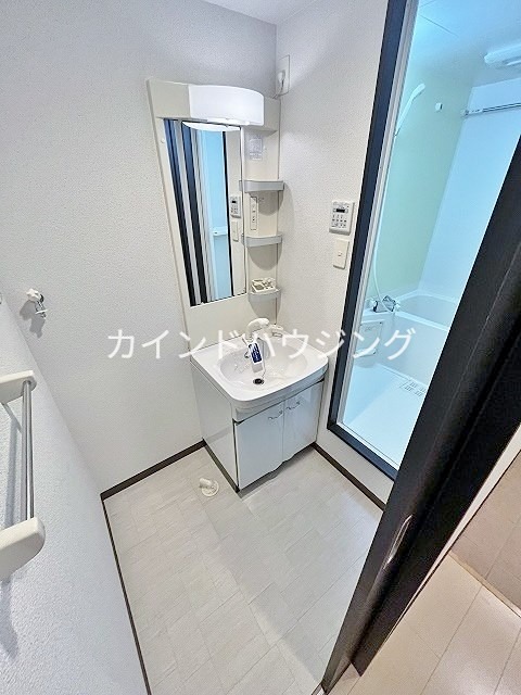 洗面設備　シャンプードレッサー