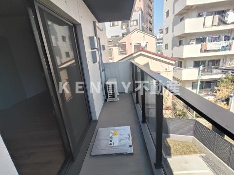 バルコニー　落ち着いた時間を過ごせるバルコニーです