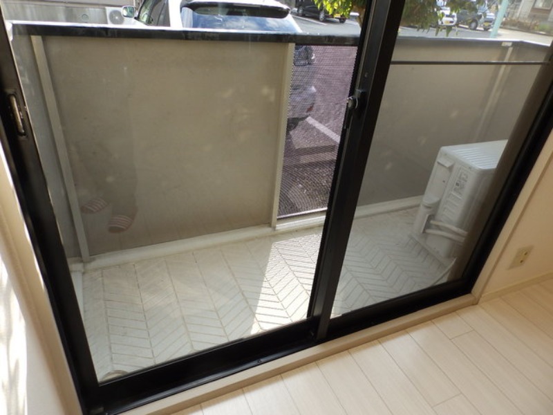 バルコニー　図面と現状に相違がある場合には現状を優先