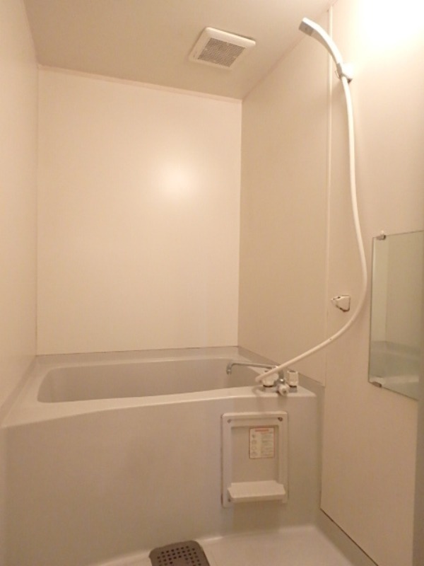 バス・シャワールーム　図面と現状に相違がある場合には現状を優先