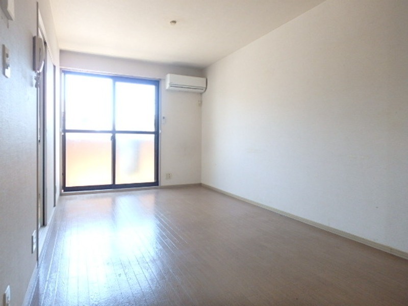 居室・リビング　図面と現状に相違がある場合には現状を優先