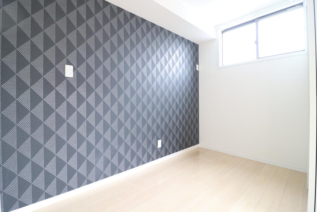 その他部屋・スペース　大きめの収納スペースのある寝室♪