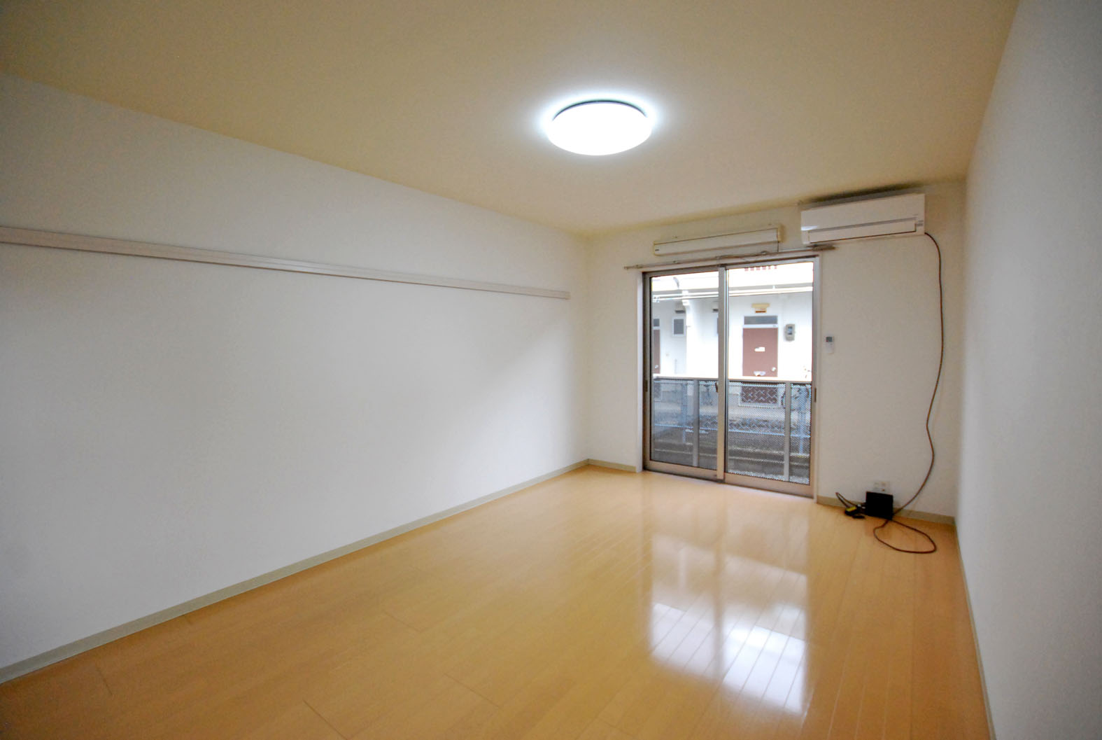 居室・リビング　居室